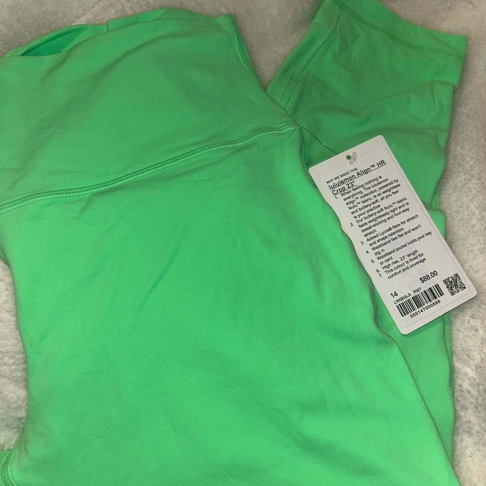 Lime green LuLuLemon leggingsgs